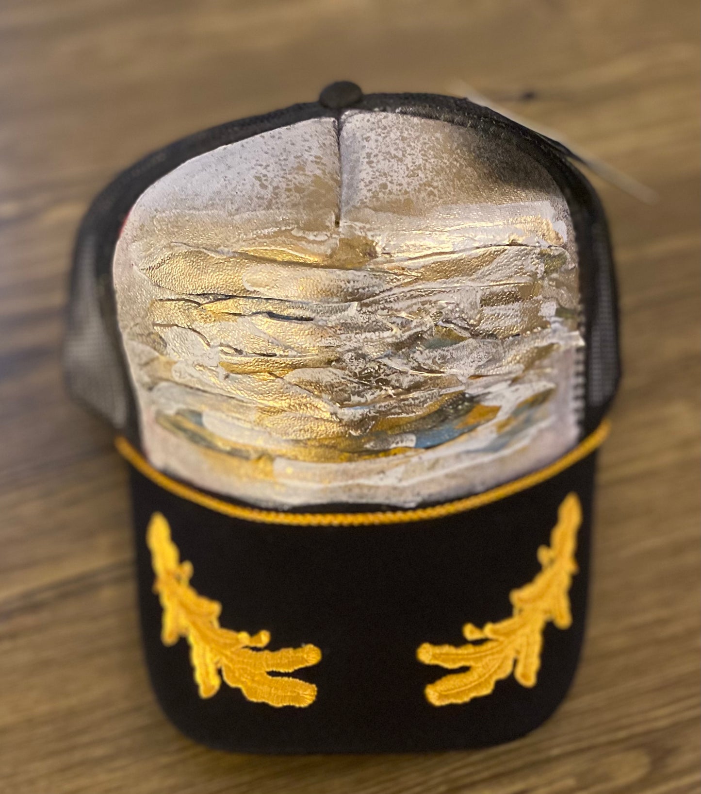 "Commander series" Curved bill trucker