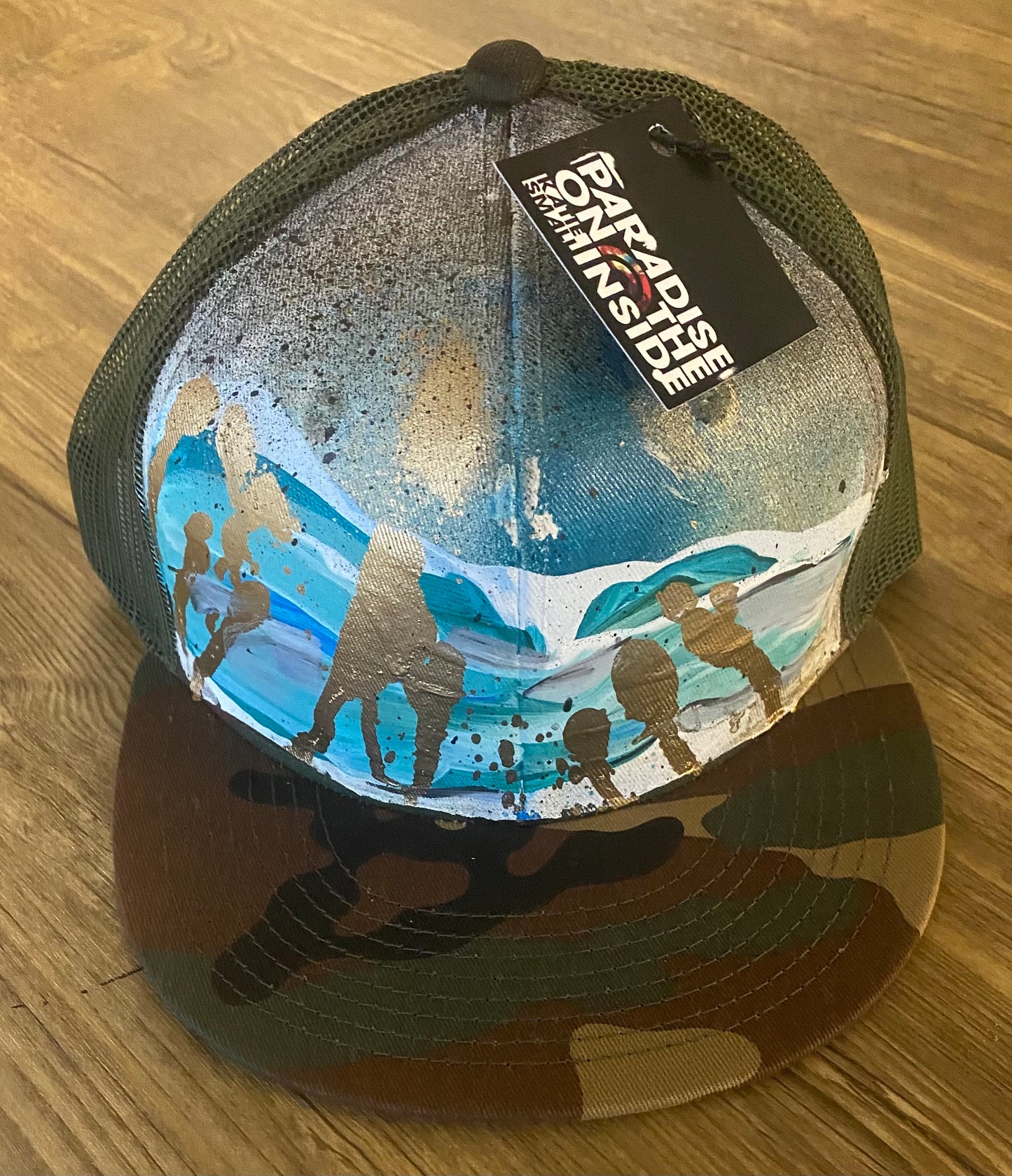 "Glory Swell" Camo flatbill trucker